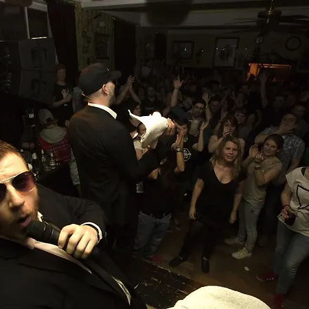 Hajo's Germania & Irish Pub Domek letniskowy