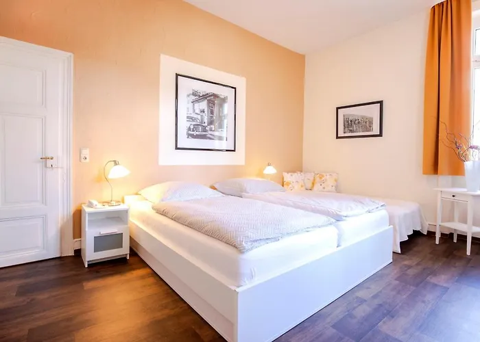 Hajo's Germania & Irish Pub Lodge *